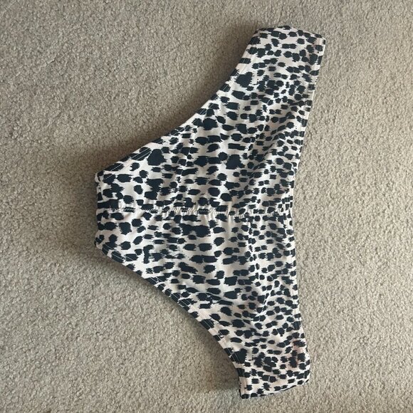 leopard bikini bottom - Picture 4 of 4